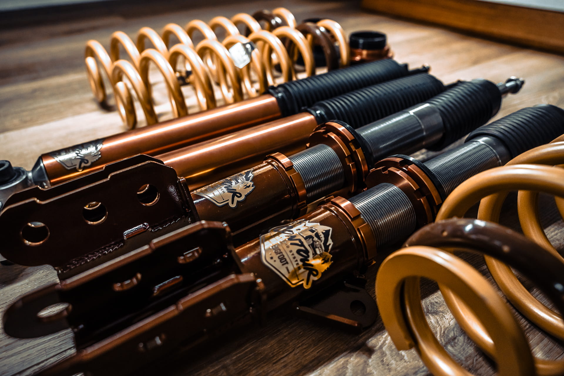 Bigfoot Contour Coilover Kit_d1
