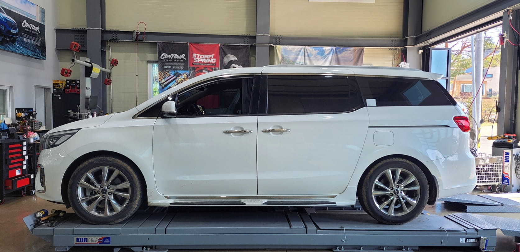 YP Carnival 2015-2021 Before Rear 1-inch Lift