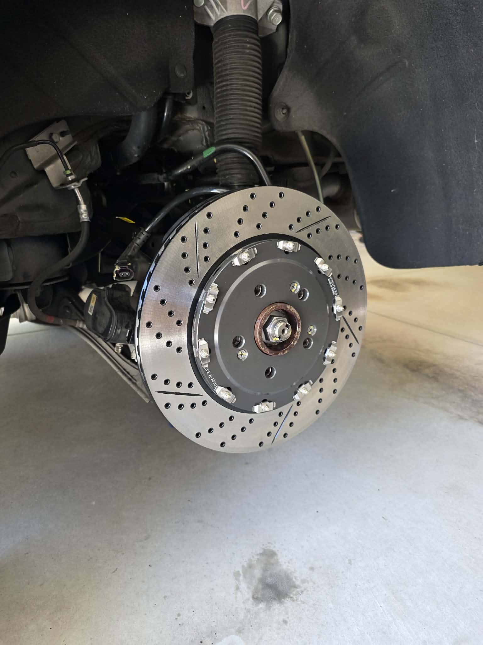 GV70 REAR 34520 INTER-R