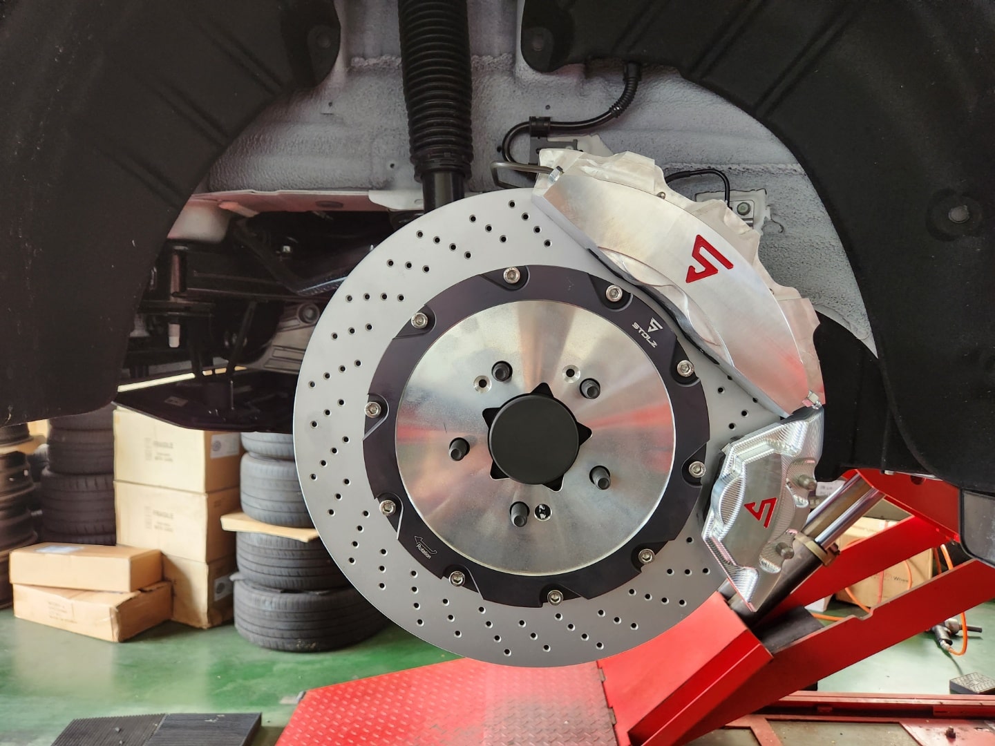 EV6_REAR4P380EPB