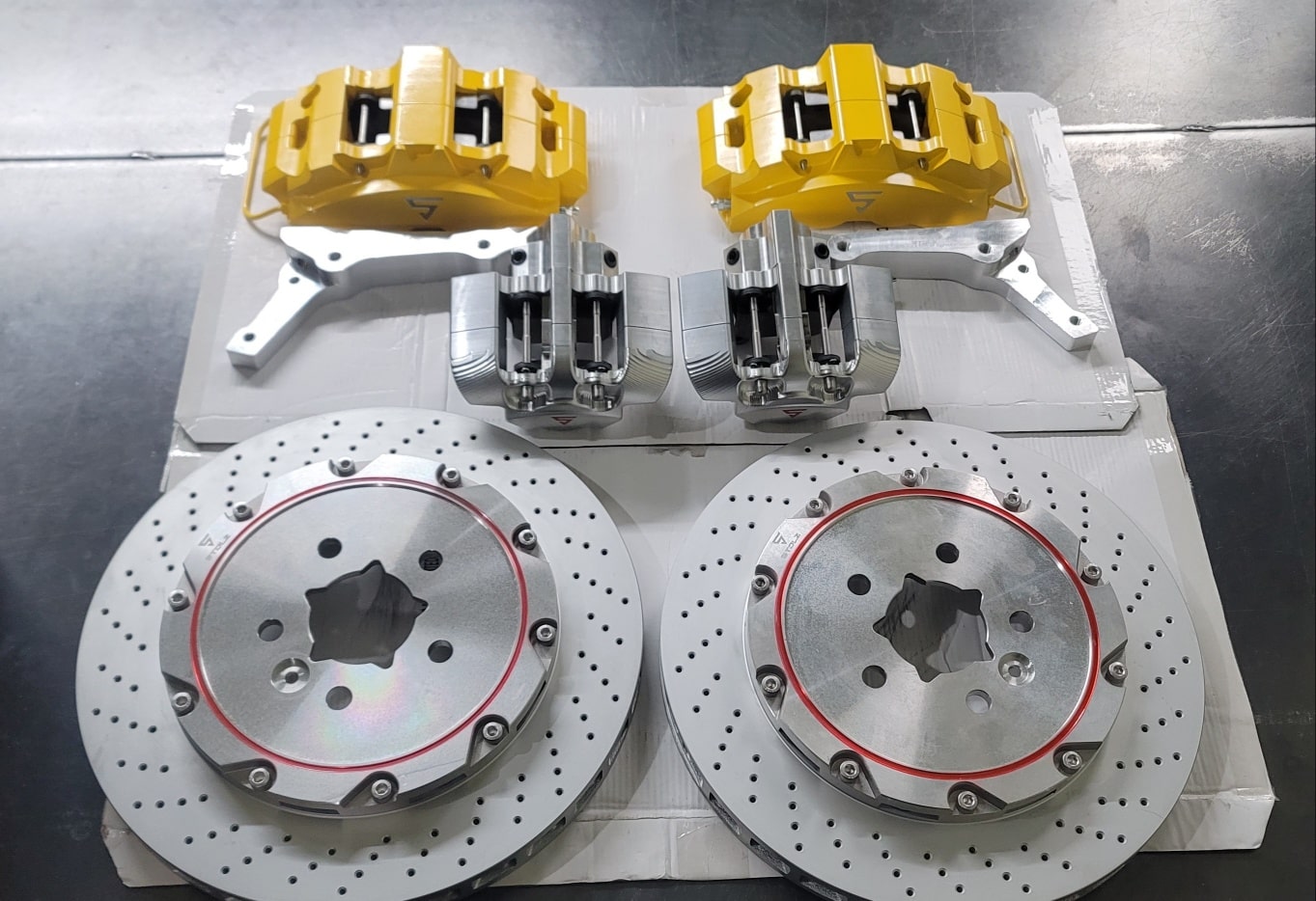 REAR 4P EPB YELLOW 380x31