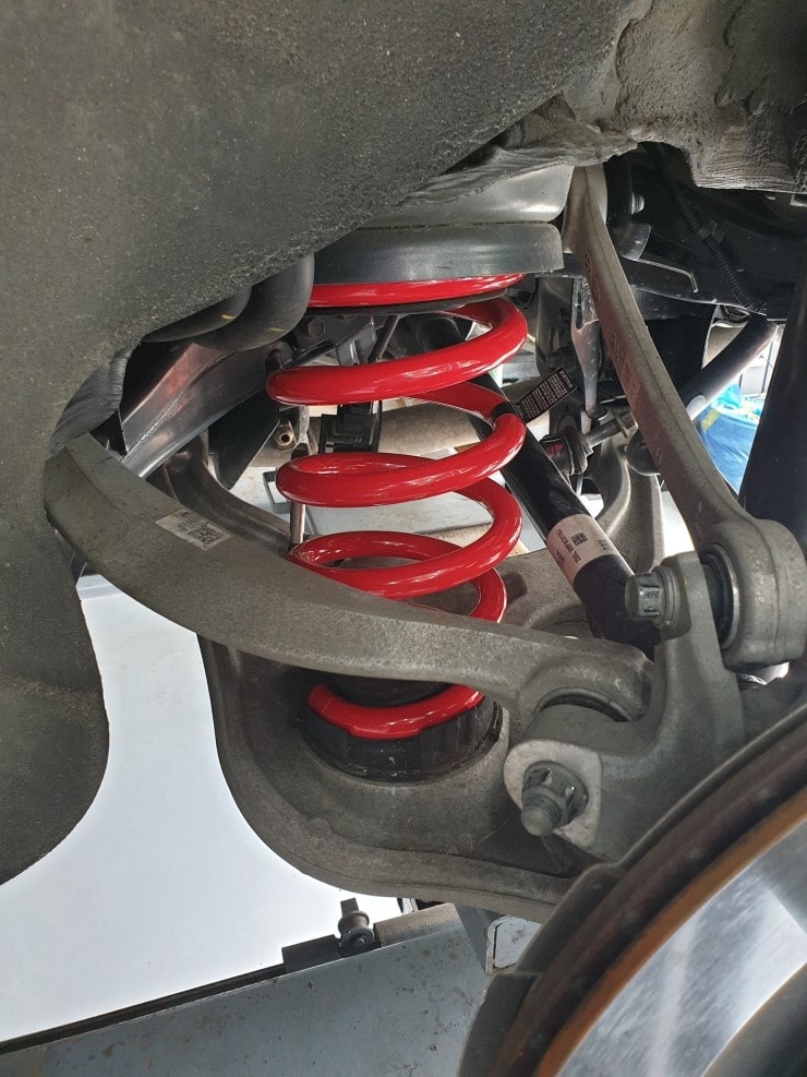 GV80 40mm lowering spring_installed3